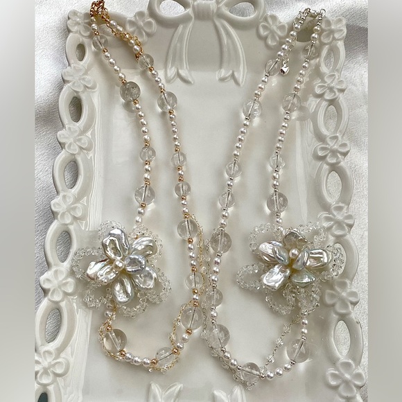 Hand Crafted Jewelry - GP46-Handmade Flower Petal Pearl And Clear Quartz Necklace